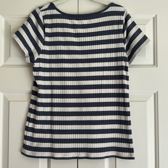 Madewell Top - Picture 3 of 4